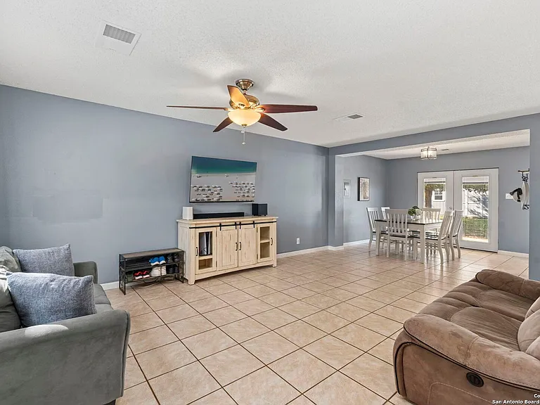 3315 Glacier Lake — Photo 5