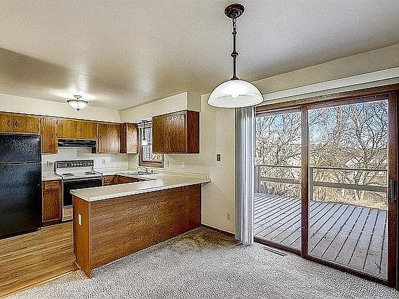 5th image of 18990 Emerald Dr