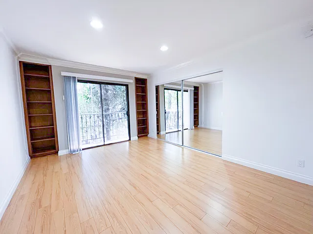 5452 Alvern Cir #104 — Photo 11