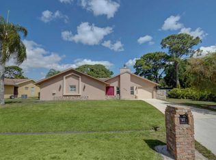209 SW Eyerly Ave, Port Saint Lucie, FL 34983
