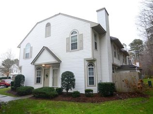 1423 Shortleaf Ln, Chesapeake, VA 23320