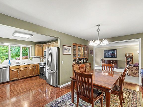 3rd image of 7772 Hidden Ridge Ct