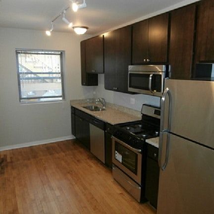 5th image of 6704 N Artesian Ave APT 1