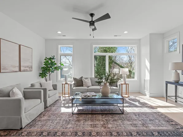 616 Rocky Knob Ct, Raleigh, NC 27601