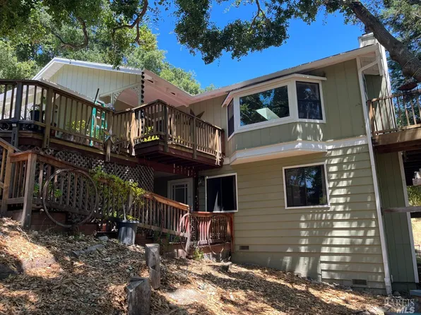 1098 N Thompson Road, Lafayette, CA 94549