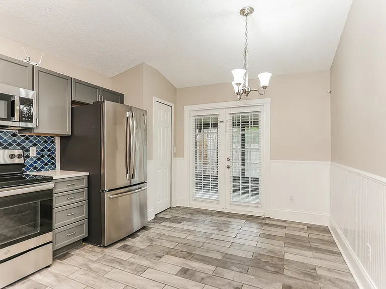 248 Carriann Cove Trl W — Photo 6