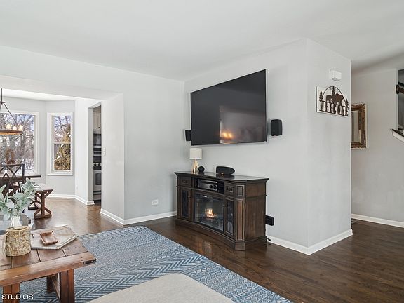 5th image of 489 Tallgrass Cir