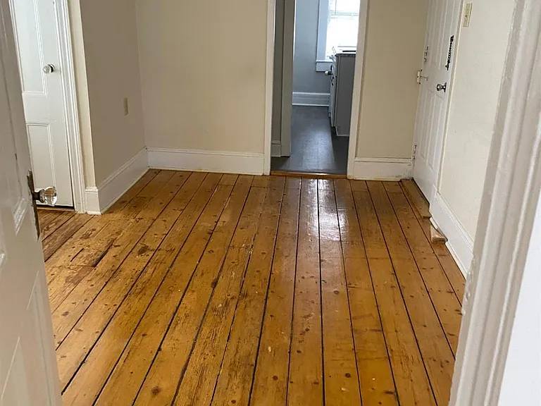 235 Montgomery St #3 — Photo 4
