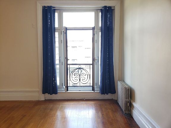 2nd image of 504 W 110th St #12E1