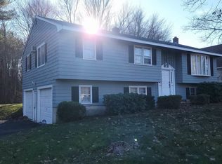 9 Pollard Rd, Plaistow, NH 03865