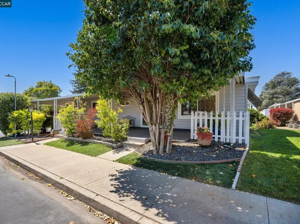 2061 Dalis Dr Unit 62, Concord, CA 94520