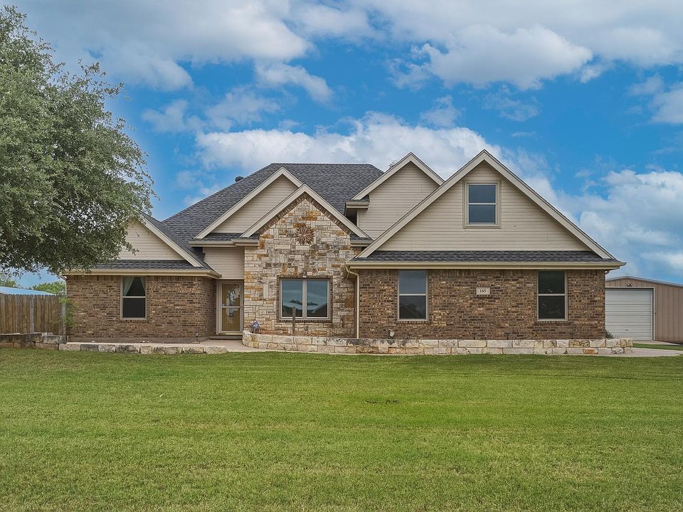 1st image of 165 Sanford Ln