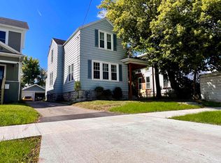 321 Waugoo Ave, Oshkosh, WI 54901