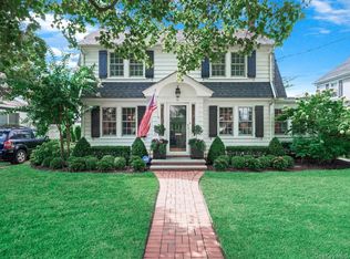91 Chatham Pl, West Hempstead, NY 11552