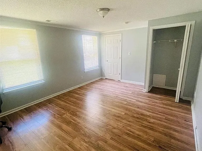2213 Flint Glenn Ln — Photo 9