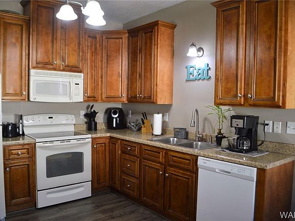 5th image of 13847 Highland Pointe Dr