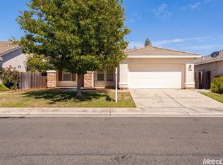 5028 Chamberlin Cir, Elk Grove, CA 95757