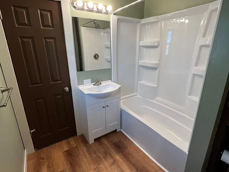 710 N Madison St — Photo 10