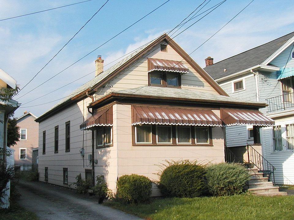 1st image of 454 Lisbon Ave