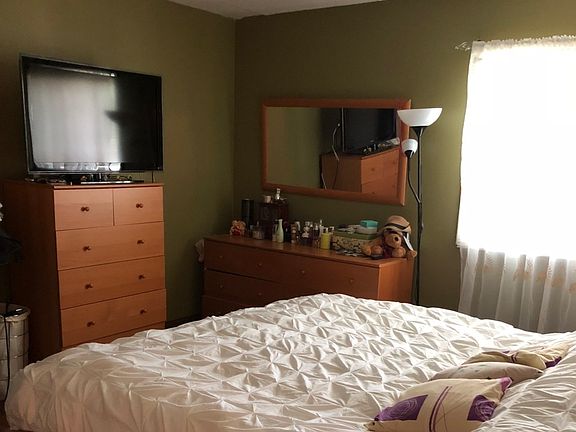 5th image of 8100 Woodglen Ln APT 208