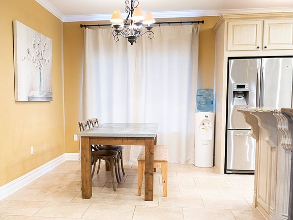 Breakfast nook