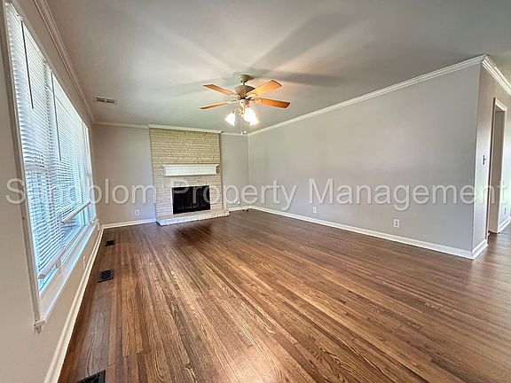 3rd image of 4520 E 21st Pl
