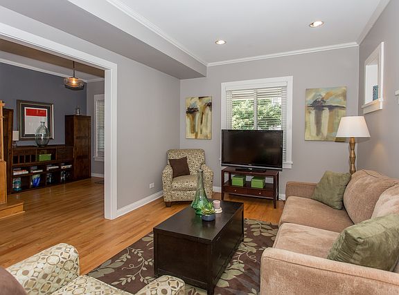5th image of 1771 W Ainslie St