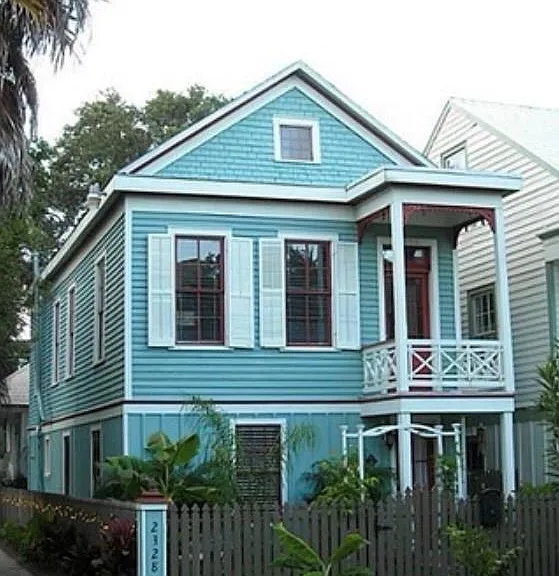 2328 Avenue M — Photo 1