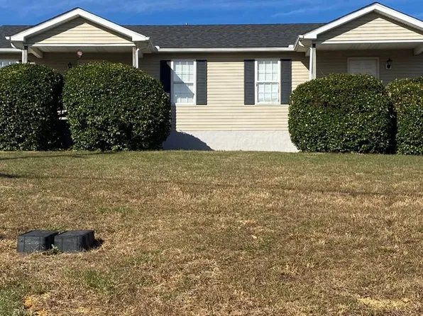 221A Austin Ln, Scottsville, KY 42164