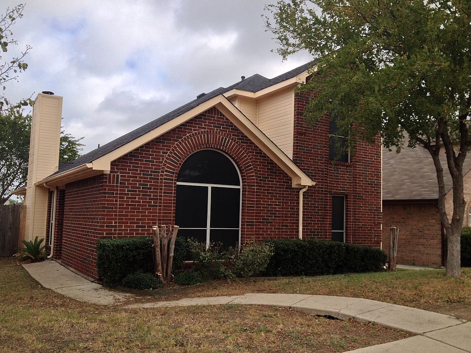 1st image of 529 Valley View Dr