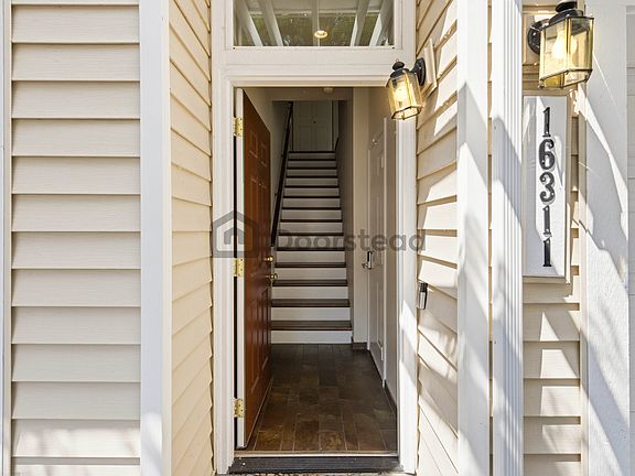 4th image of 16311 119th Ln NE
