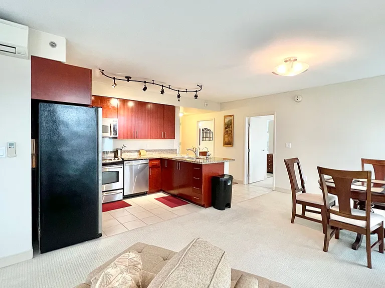 909 Kapiolani Blvd #1601 — Photo 8