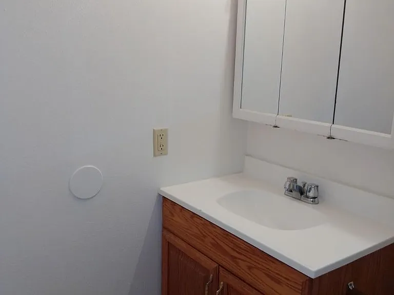 45 Wilson Ave — Photo 8