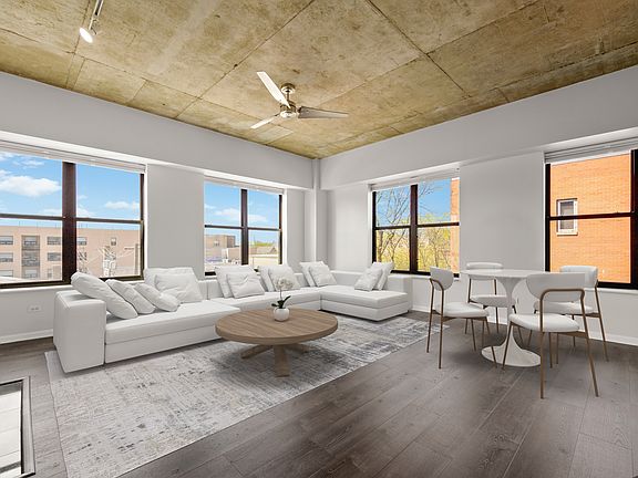 2nd image of 1122 W Catalpa Ave #418SW