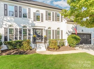 5806 Kinglet Ln, Charlotte, NC 28269