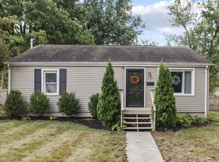 909 Wells Ave, Newark, OH 43055