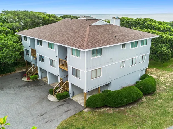 11 Foxfire Trace, Oak Island, NC 28465