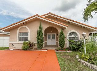 18335 Sw 136 Ct, miami, FL 33177