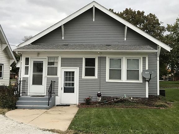 3rd image of 103 E 2nd Ave
