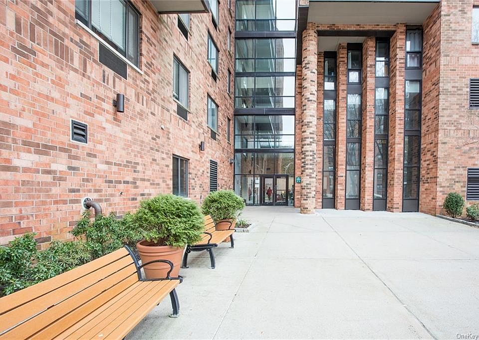 1st image of 50 Columbus Ave APT 501