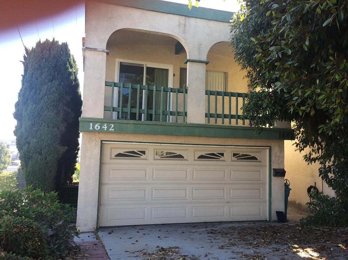 1642 Carlson Lane — Photo 3