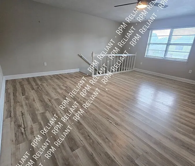 722 Pear Tree Cir #722 PEAR TREE CIR — Photo 4