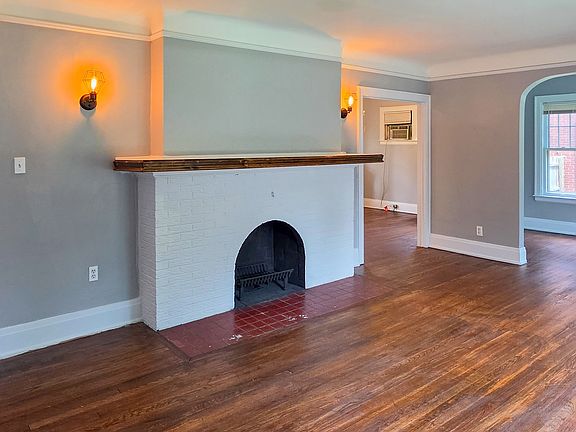 3rd image of 16715 Edinborough Rd