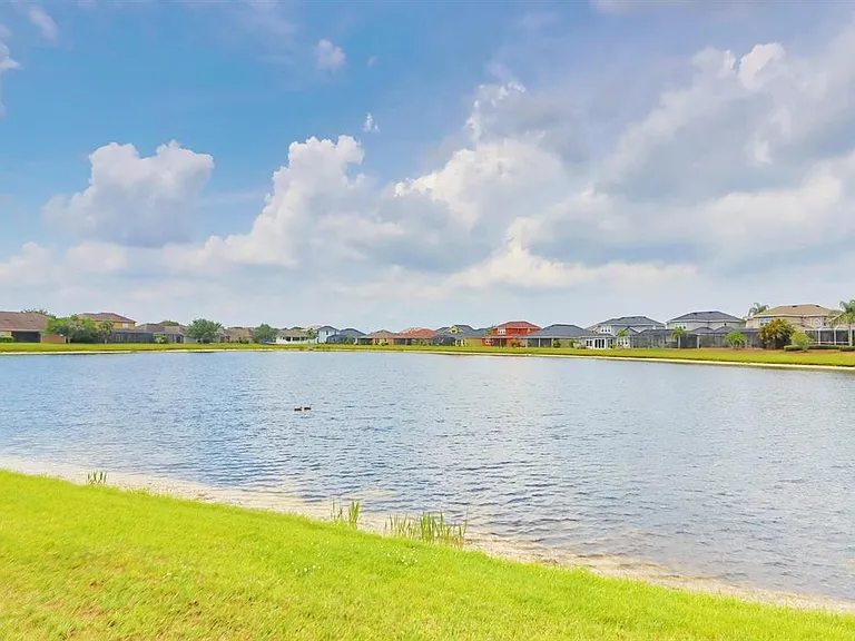 13714 Artesa Bell Dr — Photo 28