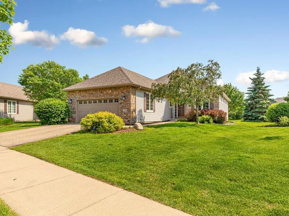 1710 Patriot Rd, Northfield, MN 55057