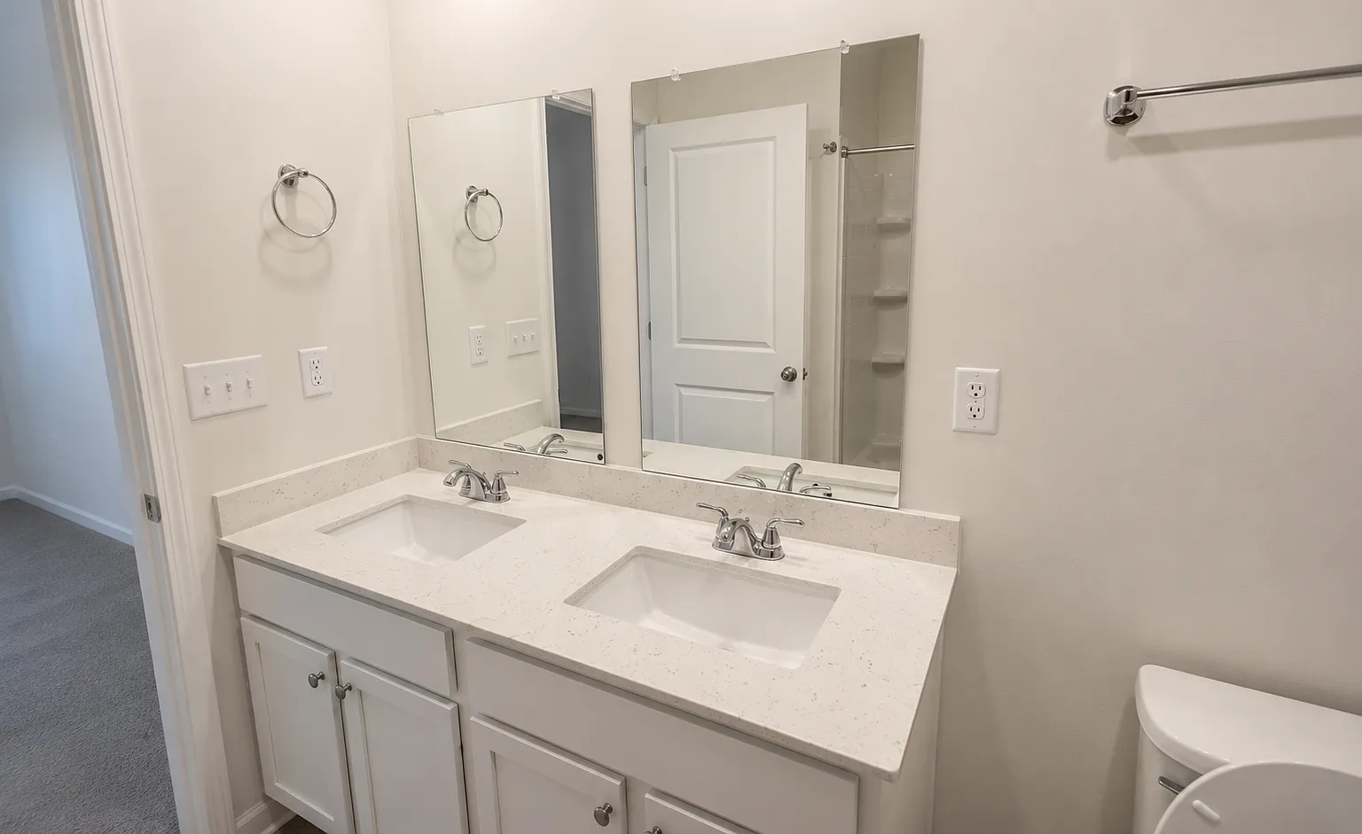 305 McCleary Lane - 1 — Photo 2