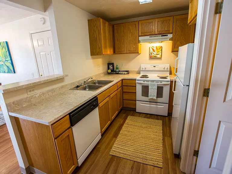 Mckenna Estates — Photo 8