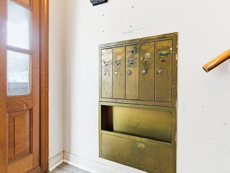 4636 Stonestreet Ave #3 — Photo 8