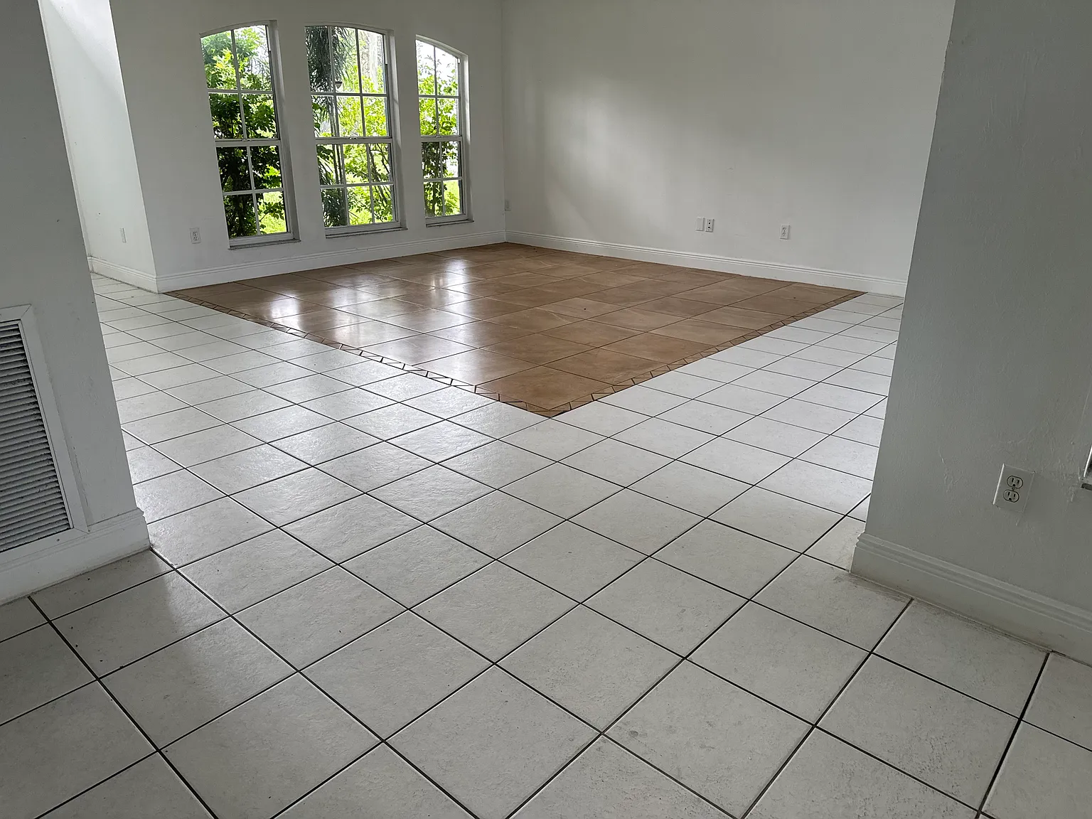3 bed, 1567 sqft, $1,800 — Photo 3