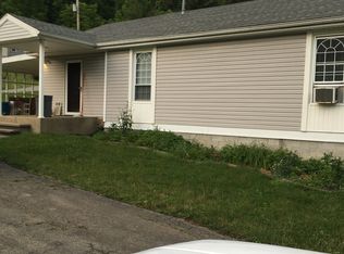125 Harrold St, Jeannette, PA